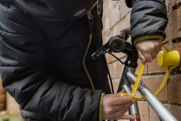 HIPLOK Ankr Mini Væg / Gulv Anker Til Lås Sort 5 HIPLOK Ankr Mini Væg / Gulv Anker Til Lås Sort - Billede 3